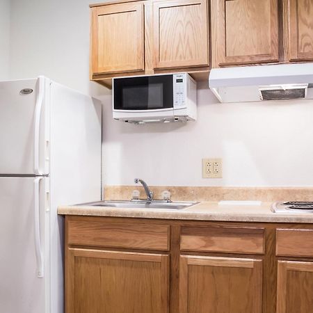 Woodspring Suites Houston La Porte Exterior photo
